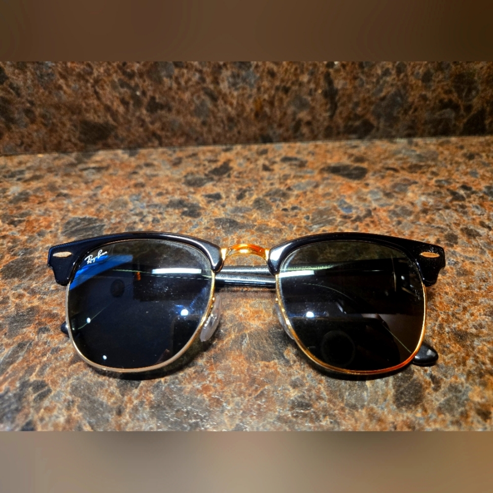 Ray-Ban Black Sunglasses